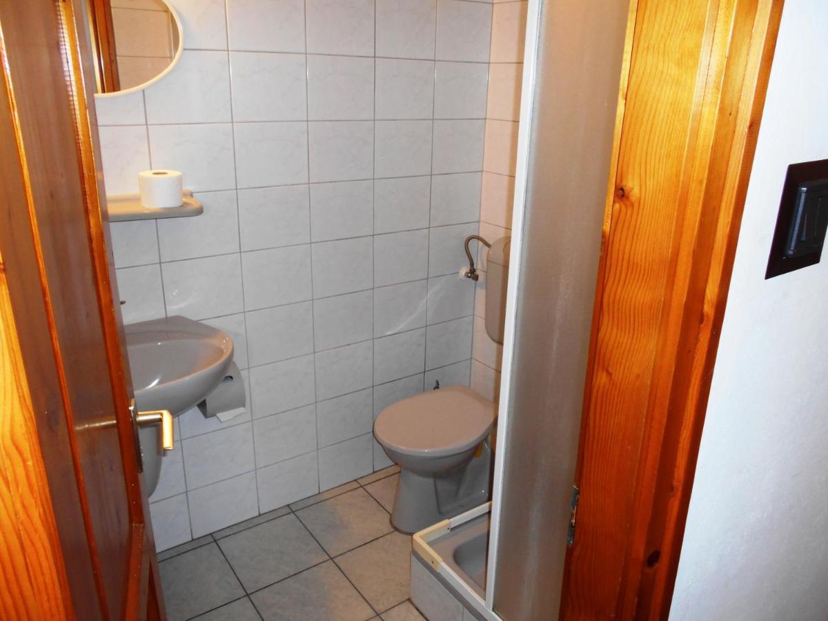 Arpad Panzio Bed & Breakfast Győr Exterior foto